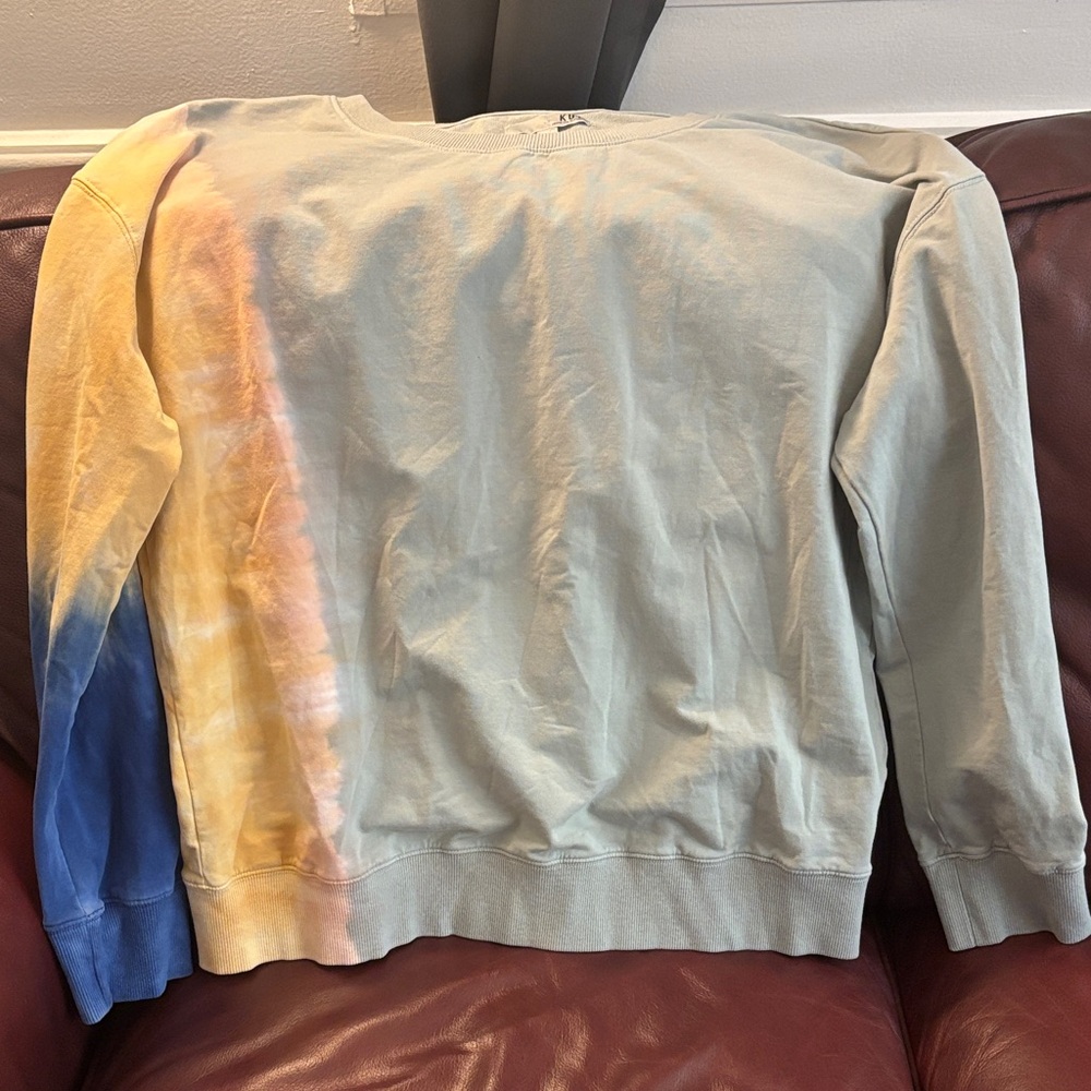 Kut from the Kloth Men's Blue and Yellow Crewneck Sweater